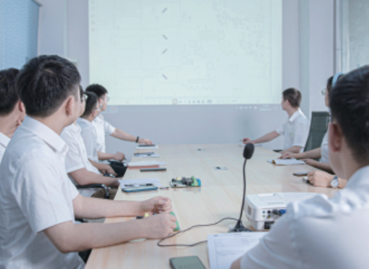研發團隊會議室討論 研發團隊會議室討論