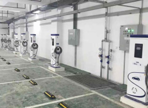 安徽淮南高鐵項(xiàng)目案例-30kw直流充電樁(圖1)