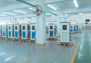 鴻嘉利新型電動(dòng)汽車(chē)充電槍問(wèn)世(圖1)