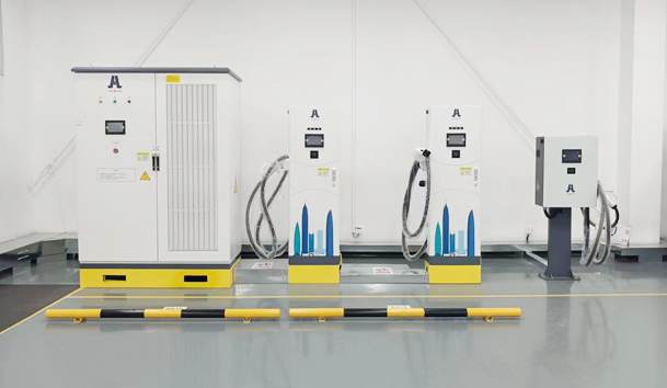 600KW充電樁分體樁雙槍600A液冷終